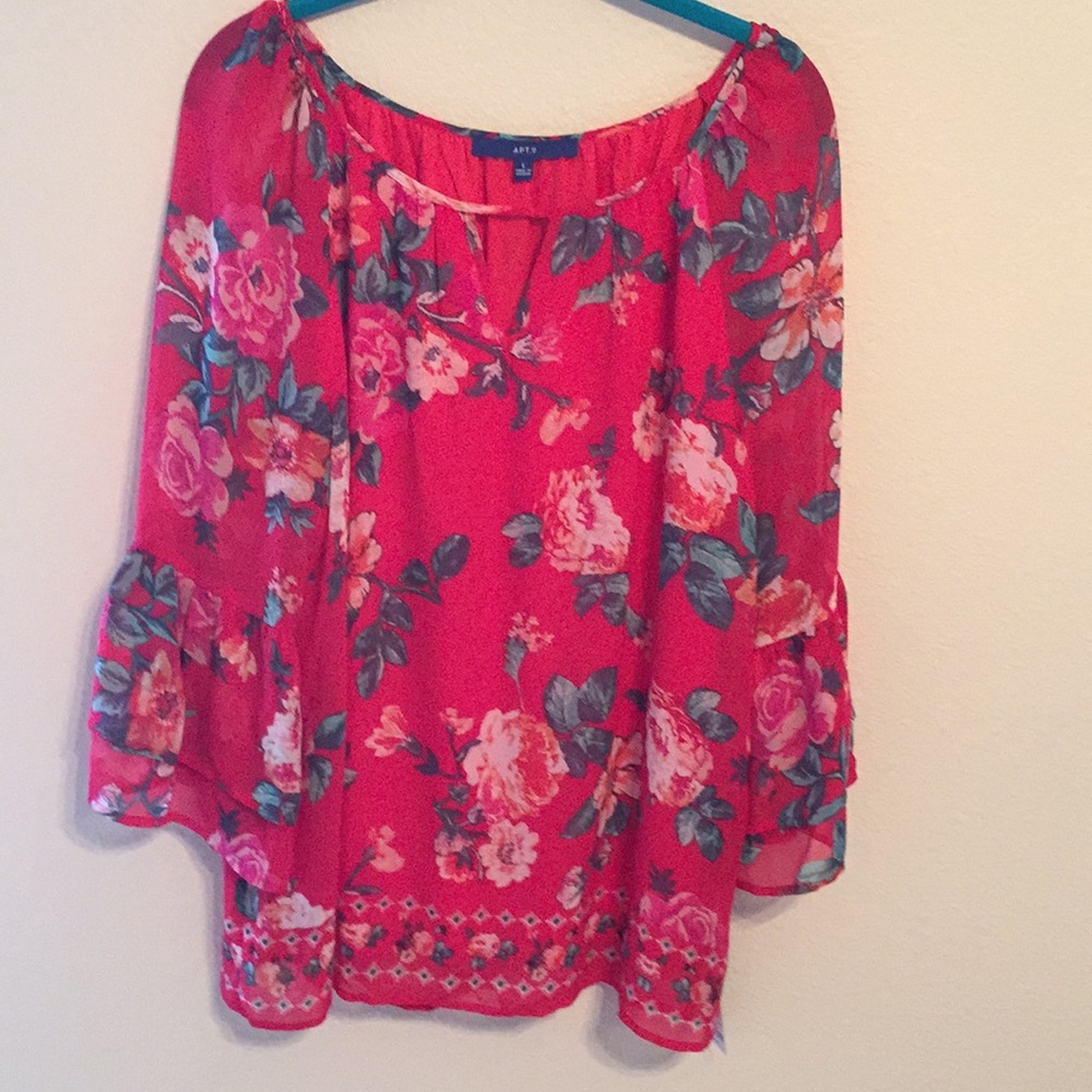 🔷3/$20 APT.9 Pink Multi Flower Print Top